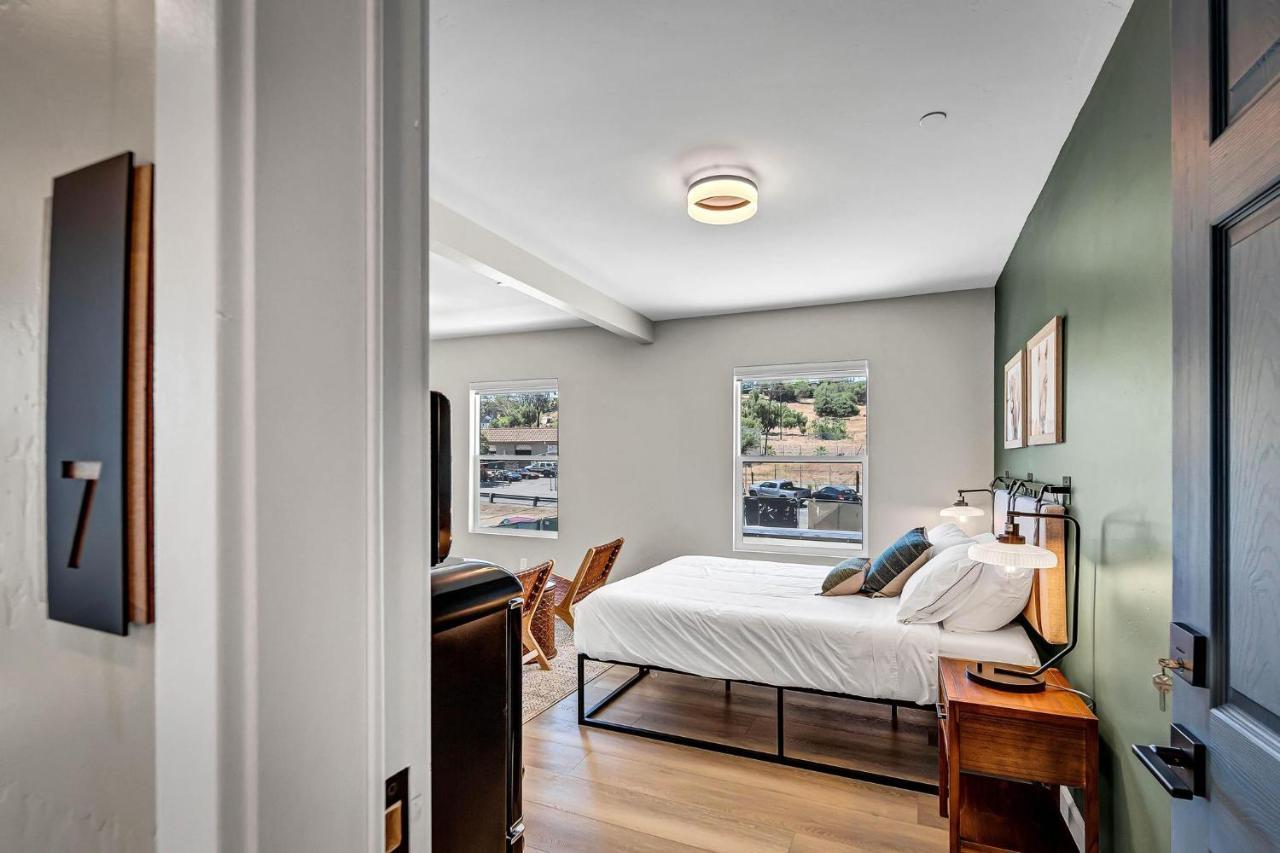 Single Bedroom - Queen Size. Heart Of Downtown Βίστα Εξωτερικό φωτογραφία
